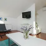 Nina Apartament