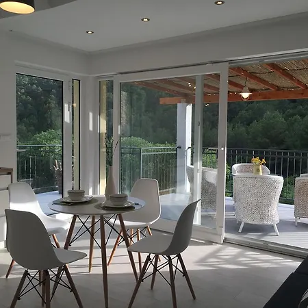 Nina Apartmán