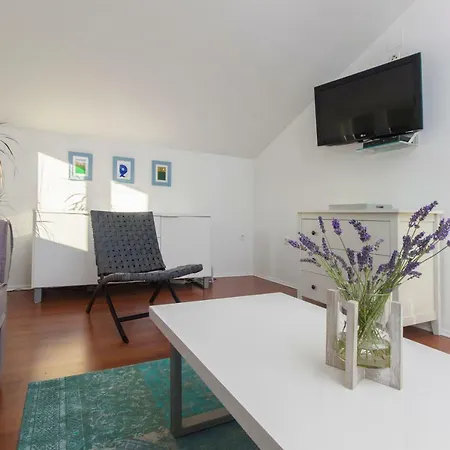 Nina Apartman Skradin