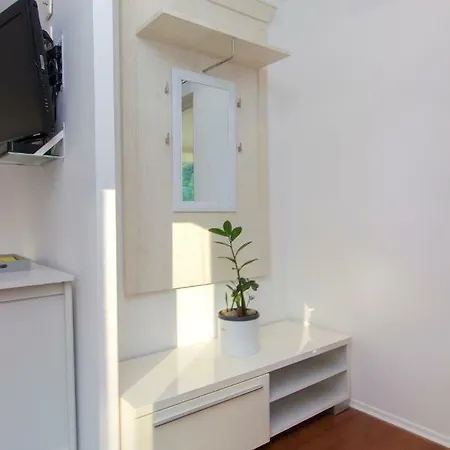 Apartment Nina *